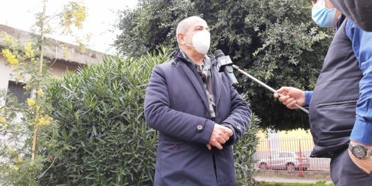 il Sindaco del Comune di Aci Sant’Antonio Santo Caruso