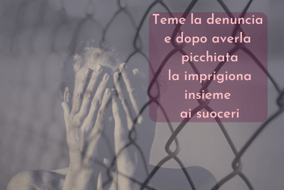 Colpi di legno alla moglie, poi la rinchiude insieme ai suoceri