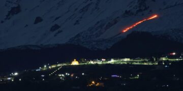 Nuova bocca eruttiva sull'Etna - urlo
