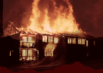 Incendio in un'abitazione, muore bambina di due anni - urlo