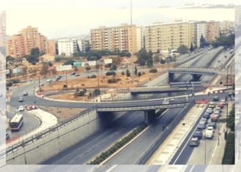 Tenta di buttarsi giù da un ponte a Palermo - urlo