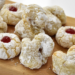 Biscotti alla mandorla dal cuore morbido
