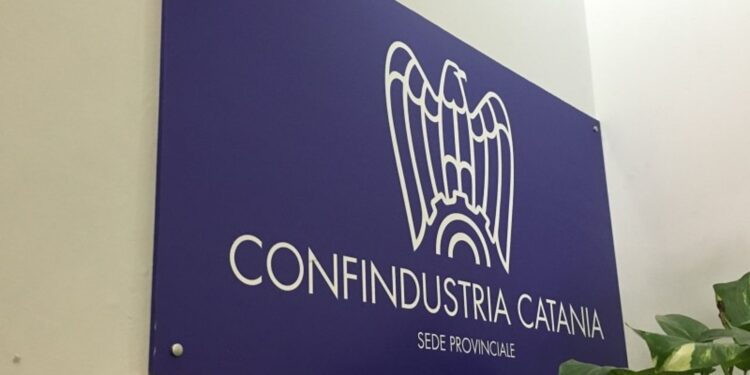 Presidio Pfizer da Confindustria