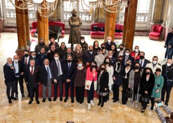 Teatro Bellini, giurano i precari stabilizzati  