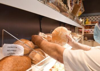 Pane e pasta in aumento