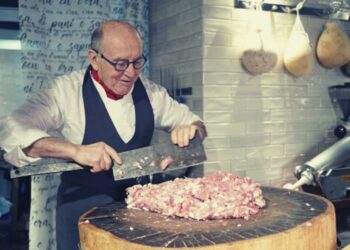 Presentato il presidio Slow Food della Salsiccia al ceppo di Linguaglossa