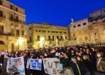 La vertenza Covisian ed ex Almaviva fa tappa a Roma