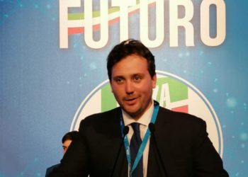 antoniovillardita.politica