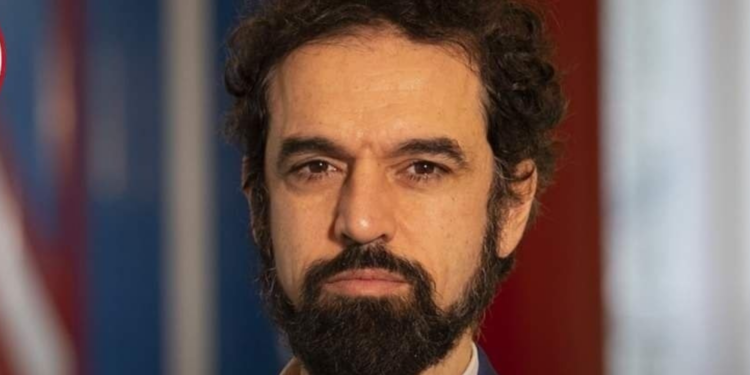 Dino Giarrusso lascia il M5S: “Fondo un nuovo partito”