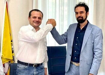 “Sud Chiama Nord” è il nuovo partito di Cateno De Luca e Dino Giarrusso