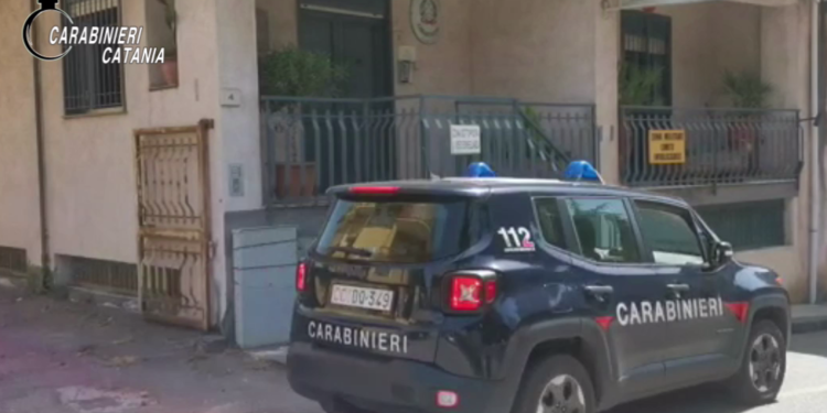 Denunciato nel catanese 75enne che avvelenava cani