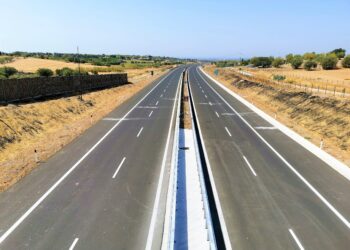 Lunghe code e disservizi sull’A18 e A19