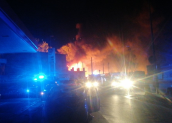 In fiamme campo rom a San Giuseppe la Rena