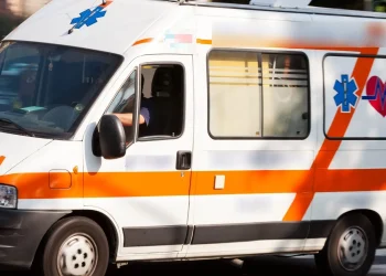 Cadono da un’impalcatura: feriti due operai