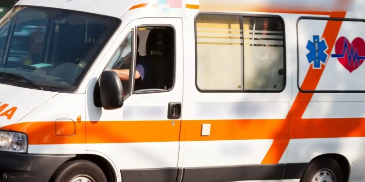 Cadono da un’impalcatura: feriti due operai