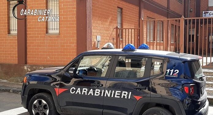 I carabinieri salvano anziano che tenta il suicidio