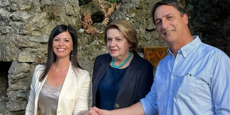 Primarie: oltre 42 mila iscritti al voto