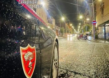Catania: arrestato 49enne perchè picchiava la madre