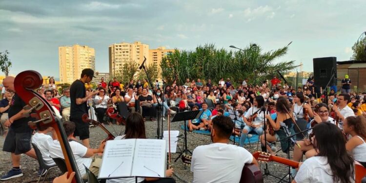 ‘U Criscenti: circa un migliaio  alla Festa d’estate degli orti sociali di Librino