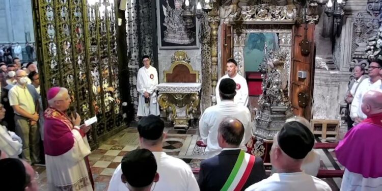 L’abbraccio di Catania alla sua Sant’Agata