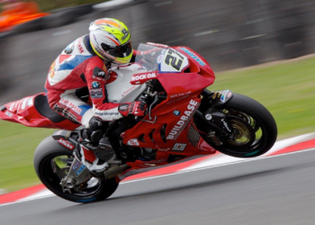 Moto, prima volta in un circuito: le cose da sapere prima di scendere in pista