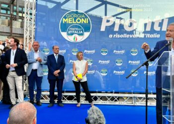 Giorgia Meloni a Catania: «Io le battaglie le combatto fino all’ultimo aiutatemi»