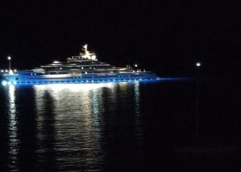 A Taormina lo yacht di lusso “Kaos” di 275 milioni di euro