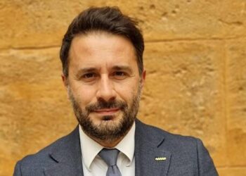 «La coalizione col Pd? Resterà se ci sarà convergenza sui temi». Lo dice il referente M5S Di Paola