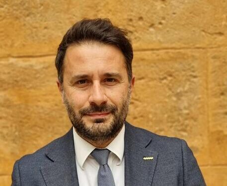 «La coalizione col Pd? Resterà se ci sarà convergenza sui temi». Lo dice il referente M5S Di Paola