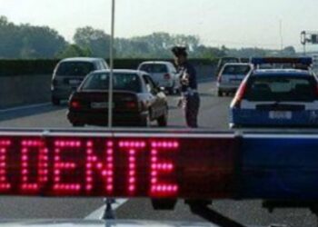 Incidente in tangenziale all’altezza del primo svincolo per Catania centro