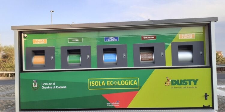 Raccolta differenziata: a Gravina nuova postazione ecologica