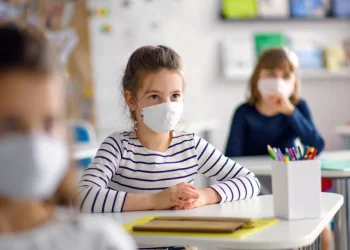 Scuola: mascherine Ffp2 solo per i fragili