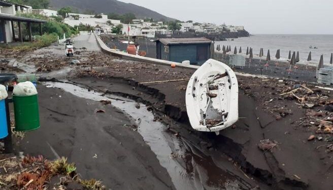 Stromboli: dichiarato stato di emergenza nazionale
