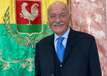 Ai domiciliari il sindaco di Priolo per concussione