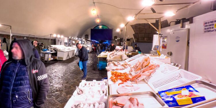 Pescheria Catania: completata riqualificazione galleria dello storico mercato del pesce