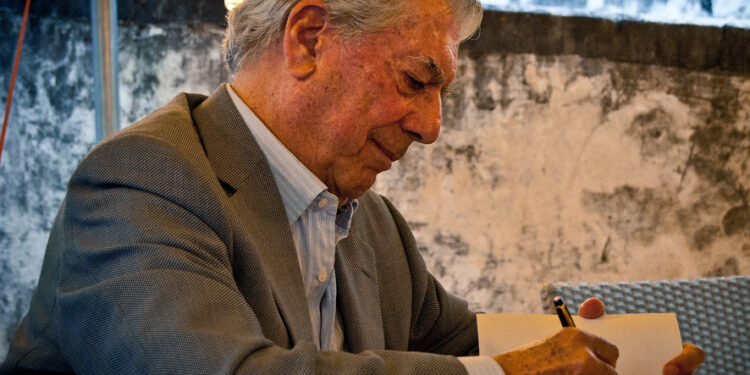L’Elefantino d’Argento al premio Nobel per la letteratura Mario Vargas Llosa
