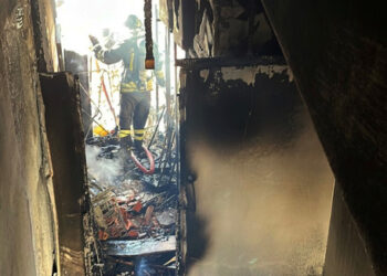 Salvate 15 famiglie da un incendio divampato in un palazzo di Catania