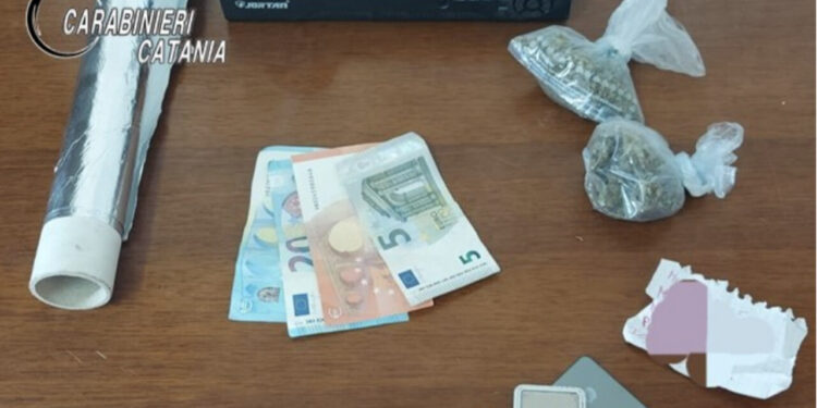 Arrestato a Librino 25enne catanese per spaccio