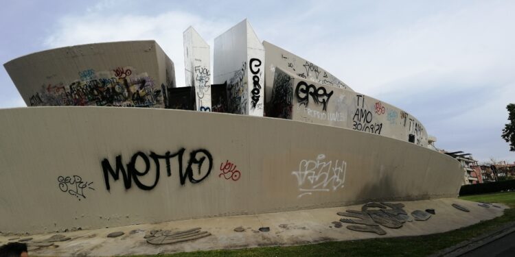 Monumento ai caduti, si punta alla riqualificazione