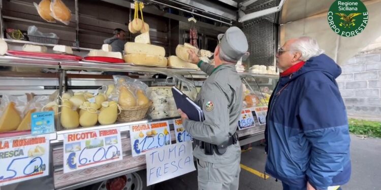 Multe a commercianti mercato rionale nel catanese