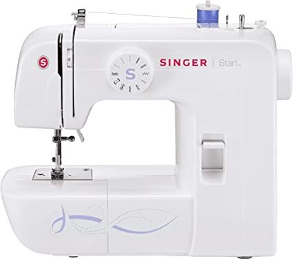 Compra una Singer rubata, 87enne fermata per ricettazione