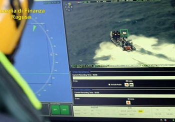 Sequestro da 125mila euro per favoreggiamento dell’immigrazione clandestina