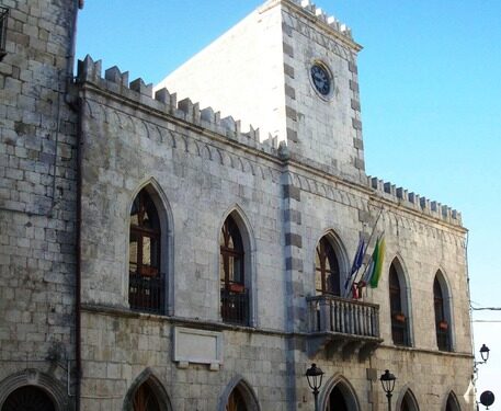 Baratto amministrativo in un comune siciliano