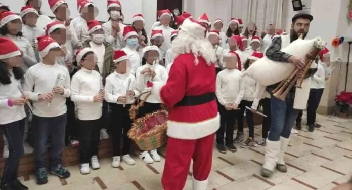 Zampognari, la tradizione nelle scuole