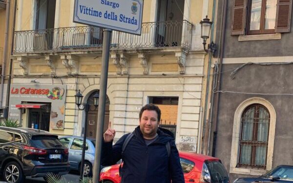 A Catania in via Empedocle, slargo dedicato alle “vittime della strada”