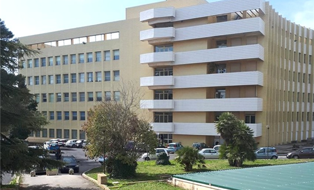 Ospedale Caltagirone, Lombardo chiede interventi urgenti