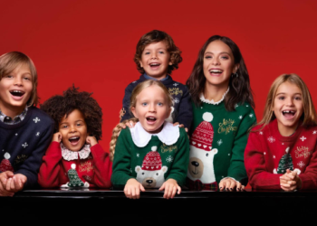 christmas jumper.lifestyle