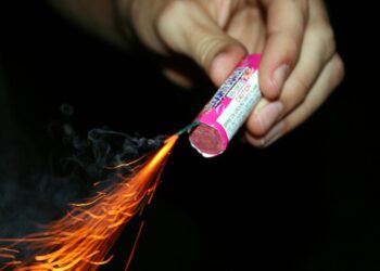 Capodanno: a Catania vietato lo scoppio di mortaretti e l’accensione di fuochi pirotecnici