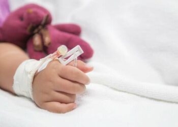 In coma bambina di 7 mesi risultata positiva alla cannabis