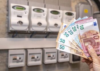 Confcommercio: quadro allarmante per commercianti devastati dal caro bollette